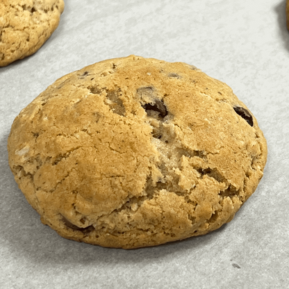 The Veganist Take-N-Bake Almond Oat Chocolate Chip Cookies 600g